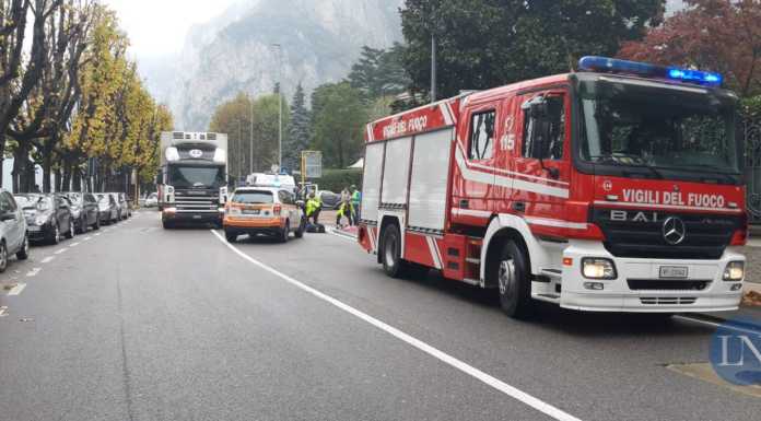 E’ morto in ospedale il 70enne travolto da un camion sul lungolago
