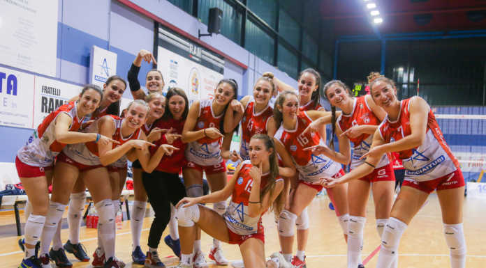 Volley. Quinta vittoria dell’AcciaiTubi nel recupero contro Arredo Frigo