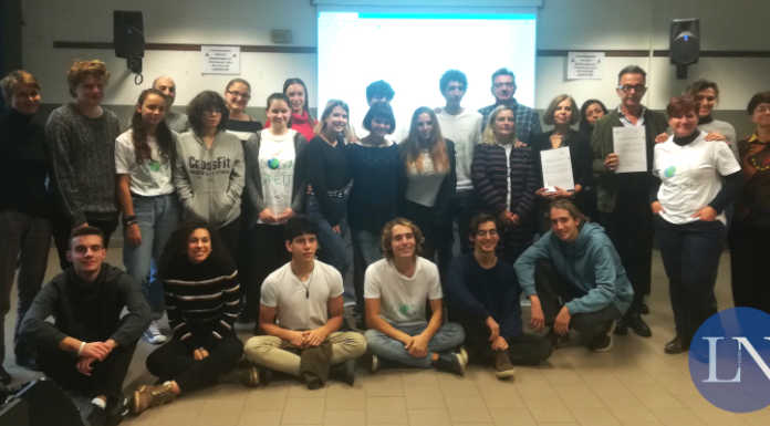 Merate, il liceo Agnesi si candida come green school: al via la raccolta differenziata