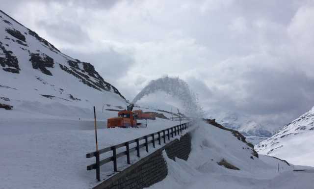 Sondrio, da oggi chiuso il Passo dello Spluga