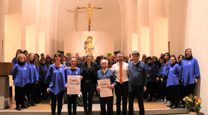 Applausi ed emozioni con “Canti e incantamenti della Montagna”