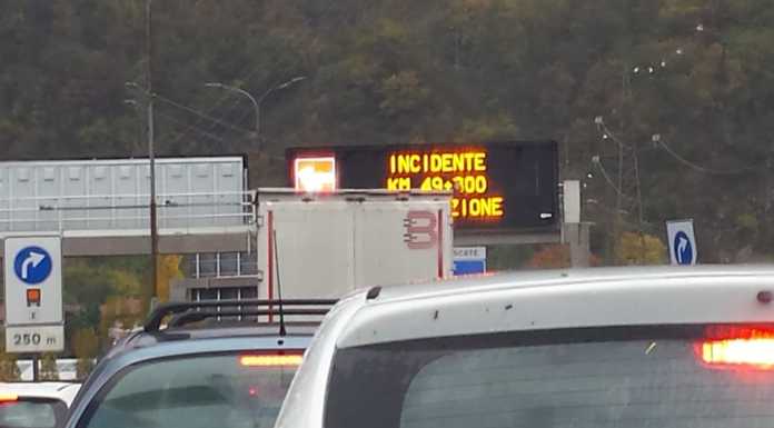 Incidente in mattinata sul Terzo Ponte, tutti in coda (di nuovo) sulla SS36