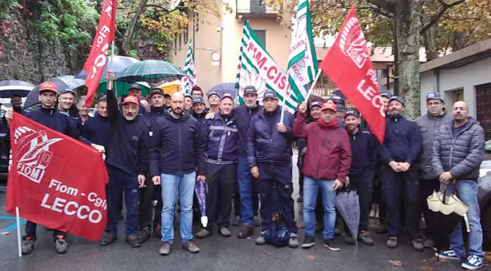 Stato di agitazione alla Carcano di Mandello, resta lo sciopero degli straordinari