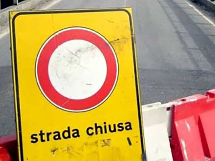 Strada chiusa cartello