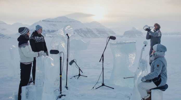 Capodanno da brividi, a Lecco un concerto con strumenti di ghiaccio