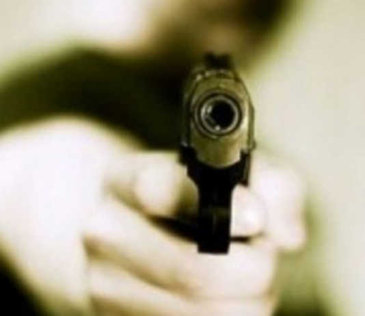 Aveva rapinato una donna a Civate puntandole una pistola, arrestato un 33enne pistola rapina