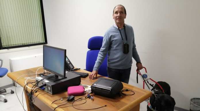 Un traduttore vocale per telefonisti non vedenti, la sperimentazione parte da Lecco