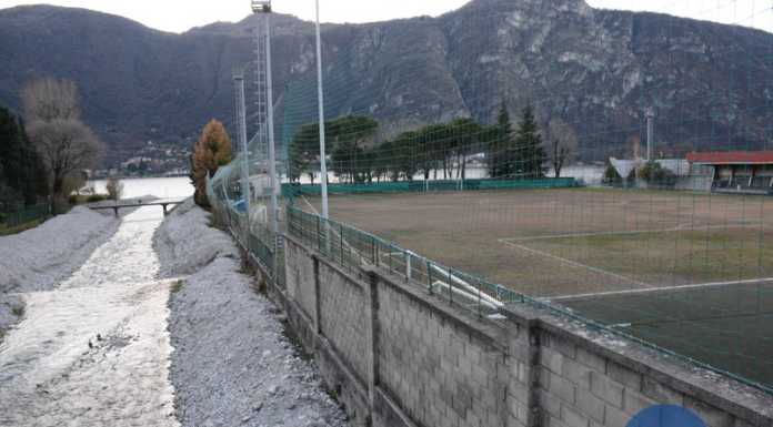 Mandello, dalla Regione 100 mila euro per il muro del campo sportivo