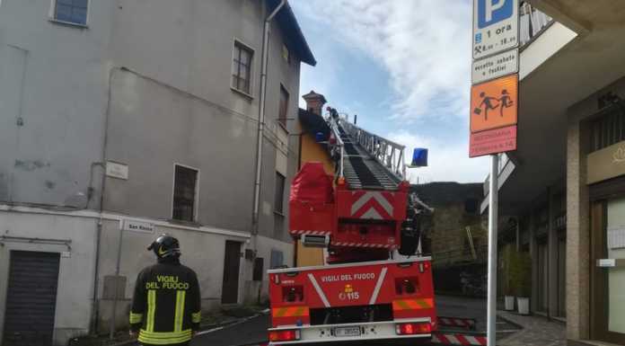 Olgiate, pompieri al lavoro per un principio d’incendio