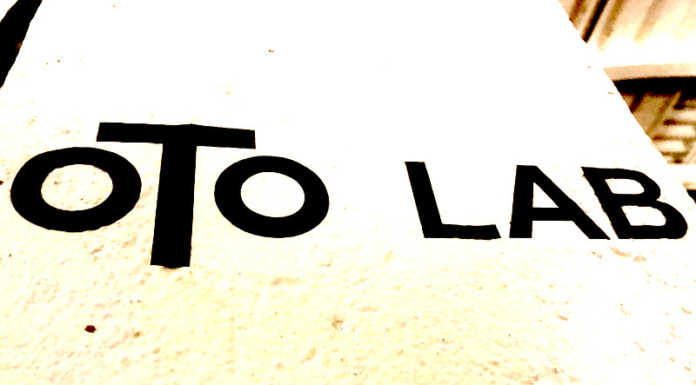 Il 15 dicembre Oto Lab si illumina con Xmas Lab