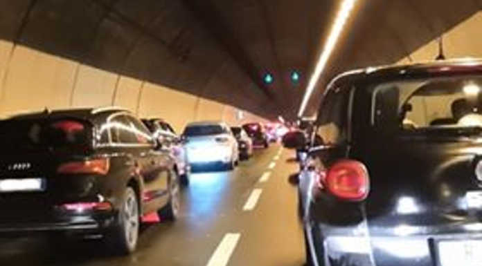 Ore 10.49 – SS36, incidente nel tunnel di Lecco in direzione Sud