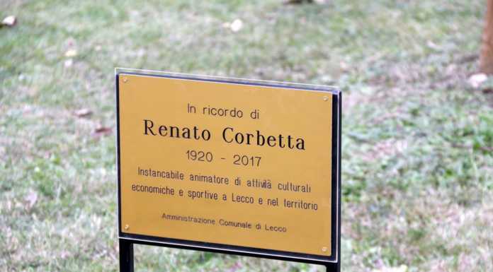 Una targa in ricordo di Renato Corbetta a due anni dalla scomparsa