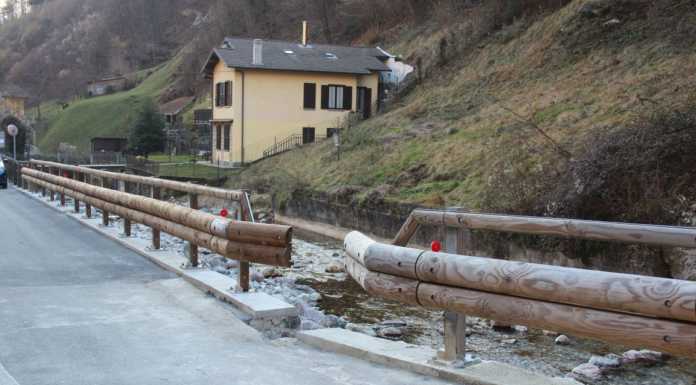 Erve. Nuova scogliera sul Gallavesa e guard-rail in via Resegone