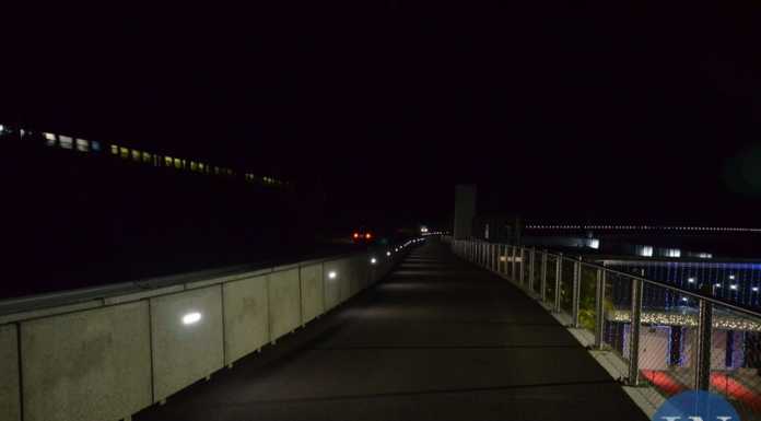 Si accendono le luci sulla ciclopedonale Caviate-Pradello: “Ora sarà più sicura”