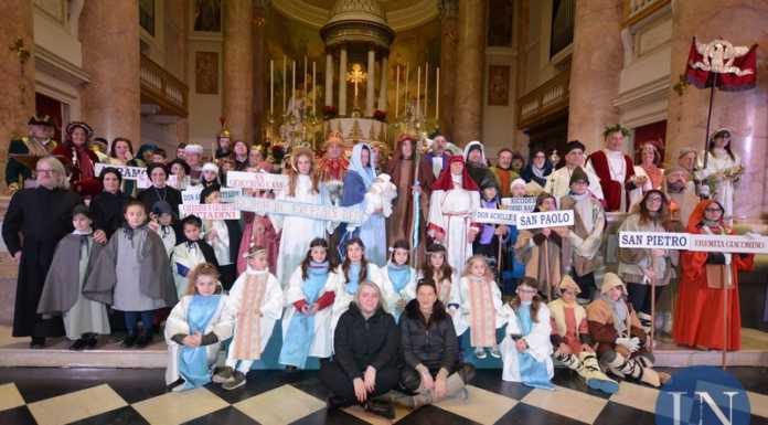 A Calolzio strade gremite per il Corteo Storico della Val San Martino