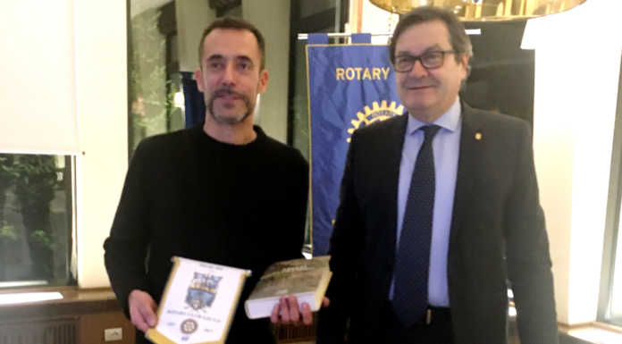 Nativi digitali e dipendenza da tecnologia, incontro al Rotary Lecco