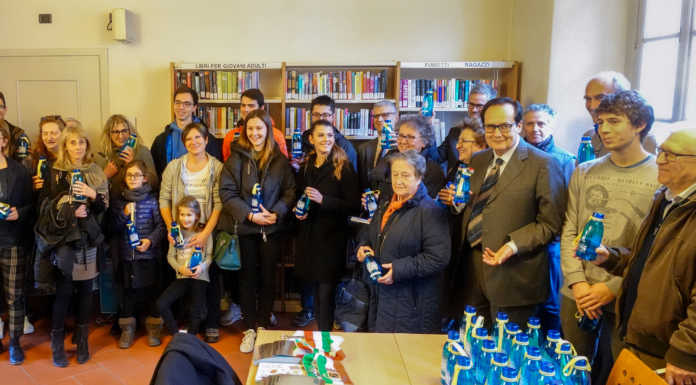 Valmadrera, un’erogatore dell’acqua in biblioteca e borracce agli studenti