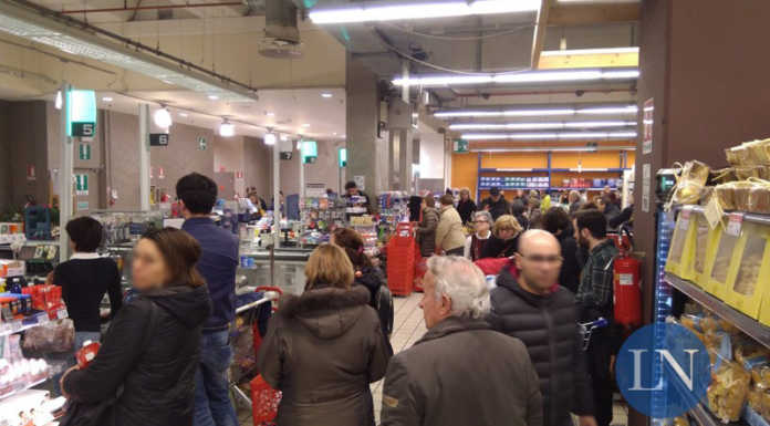 Iperal, i sindacati chiedono la chiusura domenicale. La risposta dell’azienda