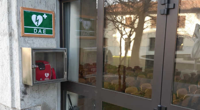 Valmadrera. Gli scout regalano un defibrillatore alla città