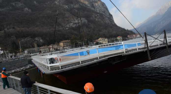 Dopo la piscina di Villa d’Este, il pratone di Parè ospita la nuova piscina del Mandarin La piscina di Villa D'Este durante i lavori dell'anno scorso sempre a Parè