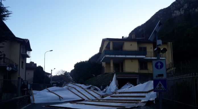 Pescate: crolla un’impalcatura, chiusa via per Galbiate