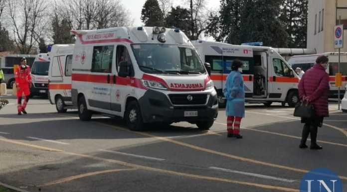 Coronavirus. Ambulanze in coda a Merate. Tra i contagiati anche due dirigenti sanitari