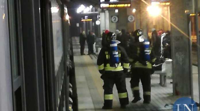 Da’ fuoco al bagno del treno, Vigili del Fuoco in stazione a Carnate