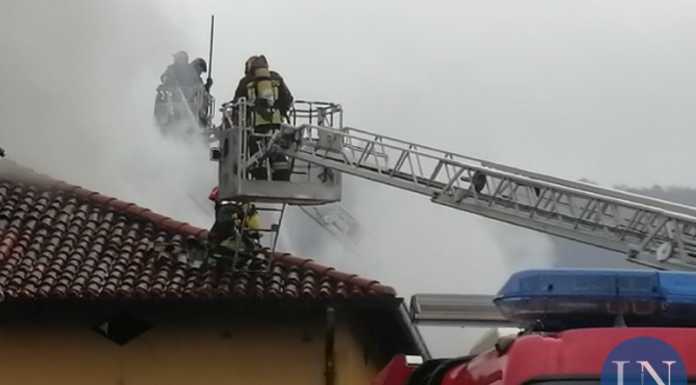Calco, edificio inagibile: due famiglie sfollate a causa del maxi incendio