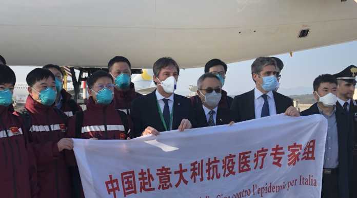 Atterrata a Malpensa la prima delegazione di medici cinesi, attesi anche a Lecco