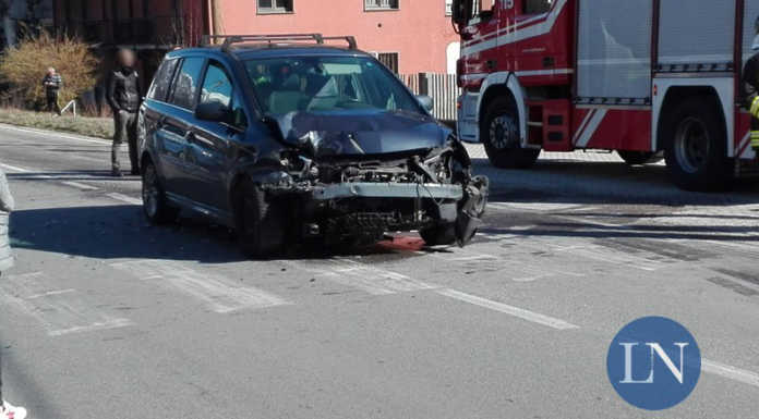 Schianto in auto sulla provinciale a Pasturo: un ferito