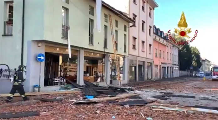 Seriate, esplosione in una palazzina: un morto e un ferito grave