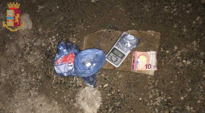 Garbagnate M.ro. Spaccio in un capannone abbandonato, due arresti