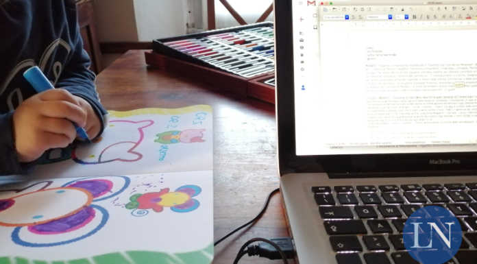 Famiglie e Fase 2, parlano i genitori: “Noi al lavoro e i nostri figli chi li cura?”