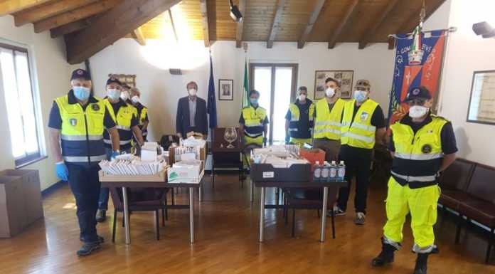 Erve. Prosegue la distribuzione delle mascherine ai cittadini