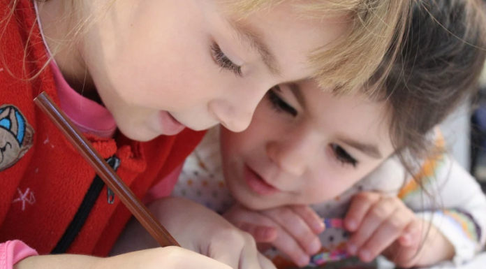 Cremeno: letture animate e laboratori in inglese per bambini