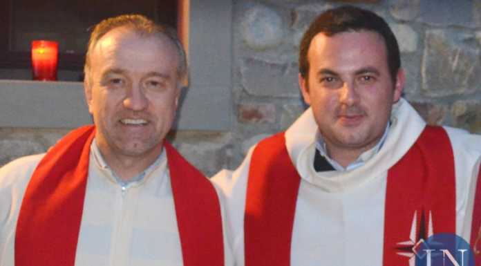 Da Bergamo l’abbraccio di don Roberto e don Matteo: “Questo virus ci migliorerà”