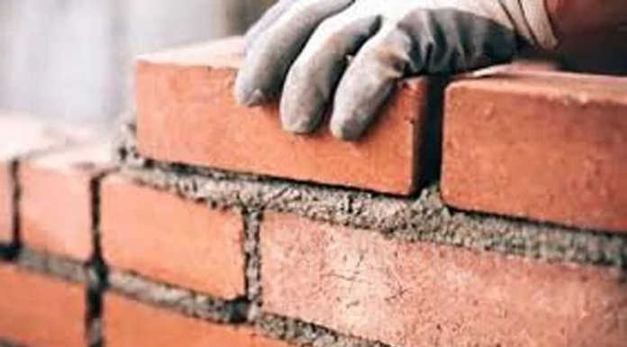 I costruttori lecchesi: “L’edilizia non può restare ferma per altre settimane” edilizia