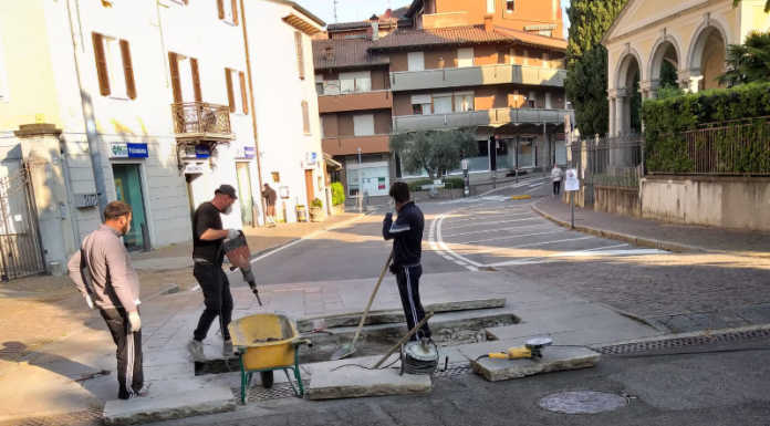 Galbiate, lavori al dosso in Largo Indipendenza, la strada riapre lunedì