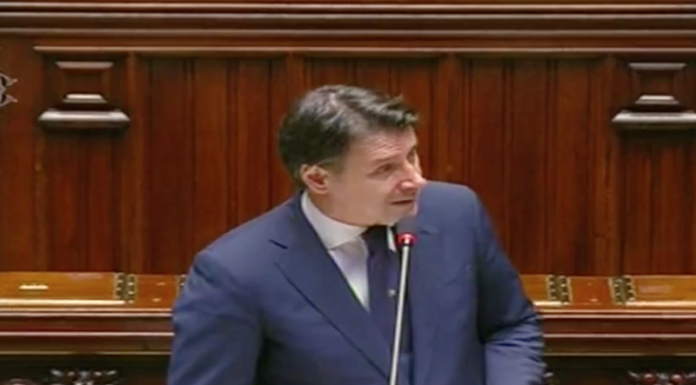 Conte in Parlamento: “Iniziative locali meno restrittive sono illegittime”