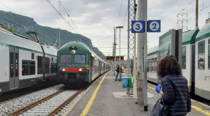 Lecco, lavori in stazione: previste modifiche per due treni