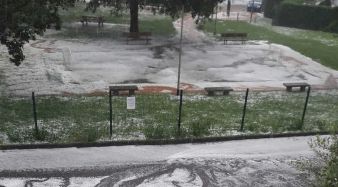 VIDEO – Maltempo in provincia, violenta grandinata a Garlate