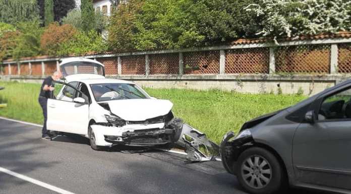 Oggiono, frontale tra due auto lungo la SP51, strada chiusa