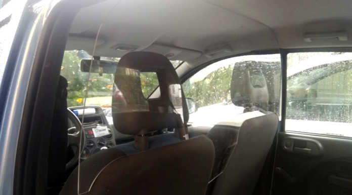 Aiutiamoci. 2.800 euro dai lavoratori della Pfa di Cortenova. Pannelli sulle auto per il trasporto di persone