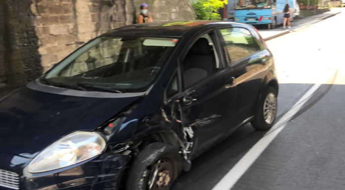Lecco. Scontro tra auto e camion sotto il ponte di Corso Carlo Alberto
