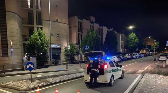 Investita da un’auto: giovane ragazza in condizioni disperate, rintracciato il pirata