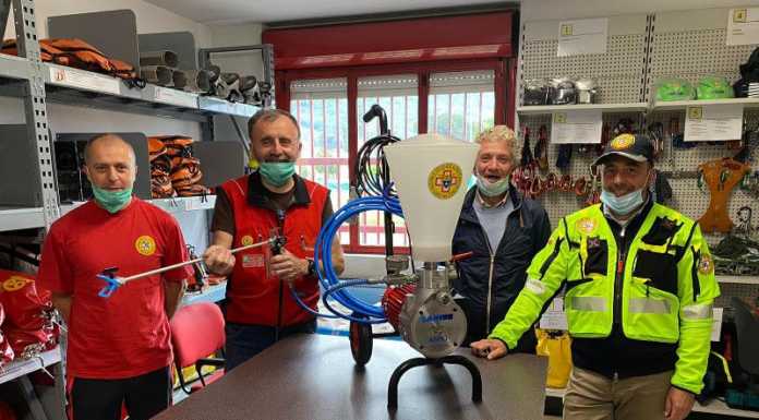 La Larius Srl dona una macchina per la sanificazione al Soccorso Alpino
