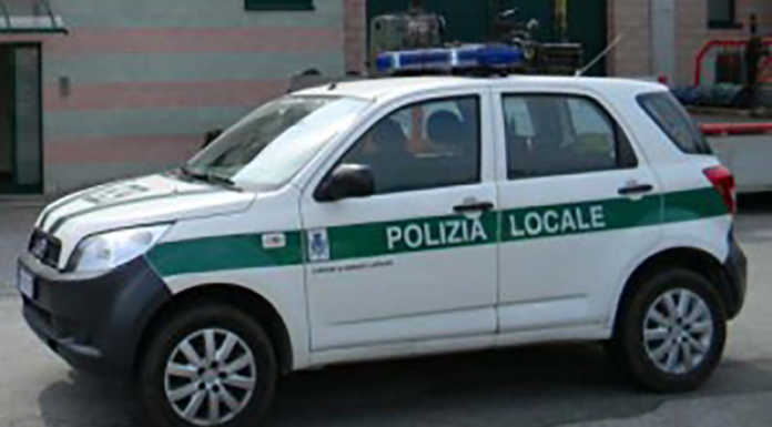 Dervio. In auto investono una ciclista e scappano, erano positivi al virus