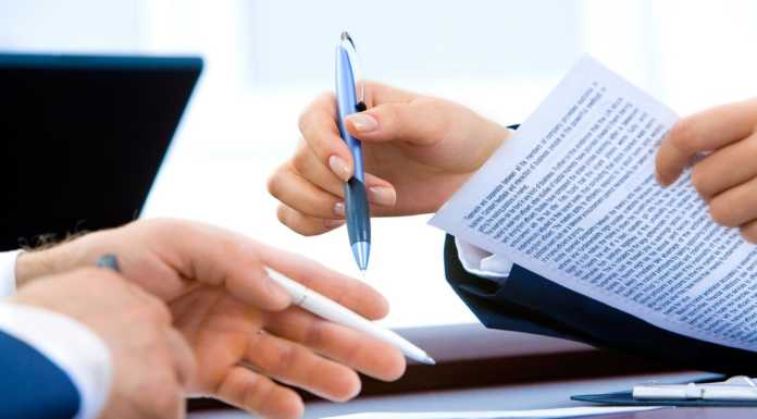 Consigliati di non pagare le Riba. Un imprenditore lecchese: “Vergognoso”