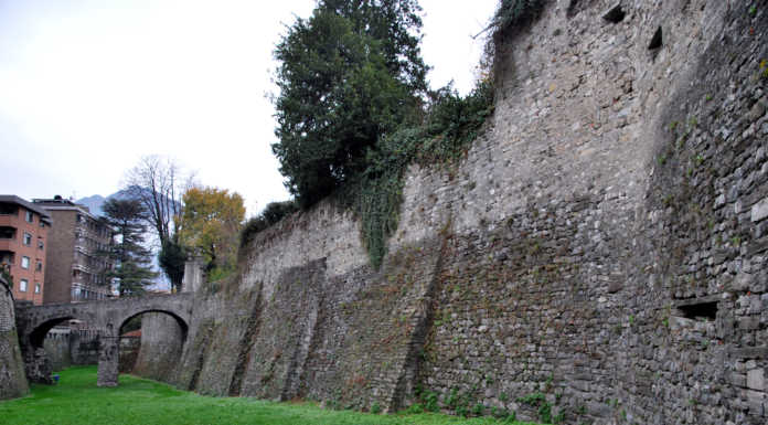Lecco. Visite a mura e sotterranei, posti esauriti in poche ore