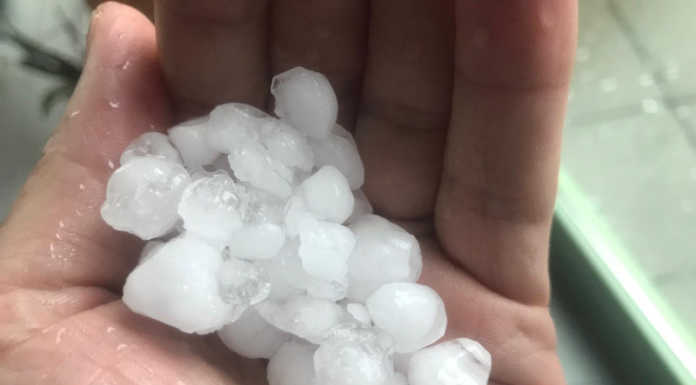 Maltempo, forte grandinata si abbatte sul lecchese (VIDEO) prati imbiancati e danni